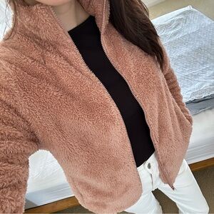 Uniqlo Fluffy Yarn Fleece Sherpa Zip Jacket in Mauve Rose Pink Soft Cozy Fuzzy